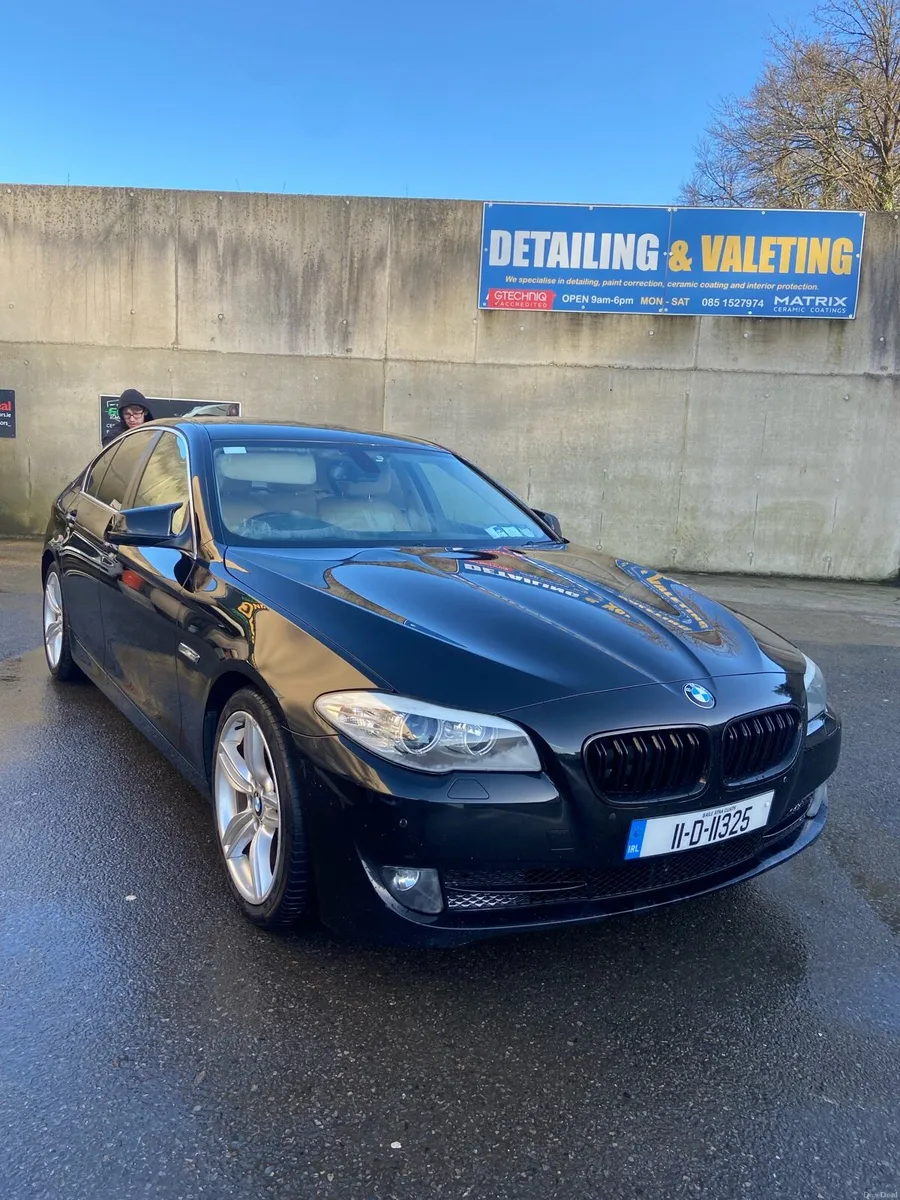 BMW 2011 series 5 - Image 4