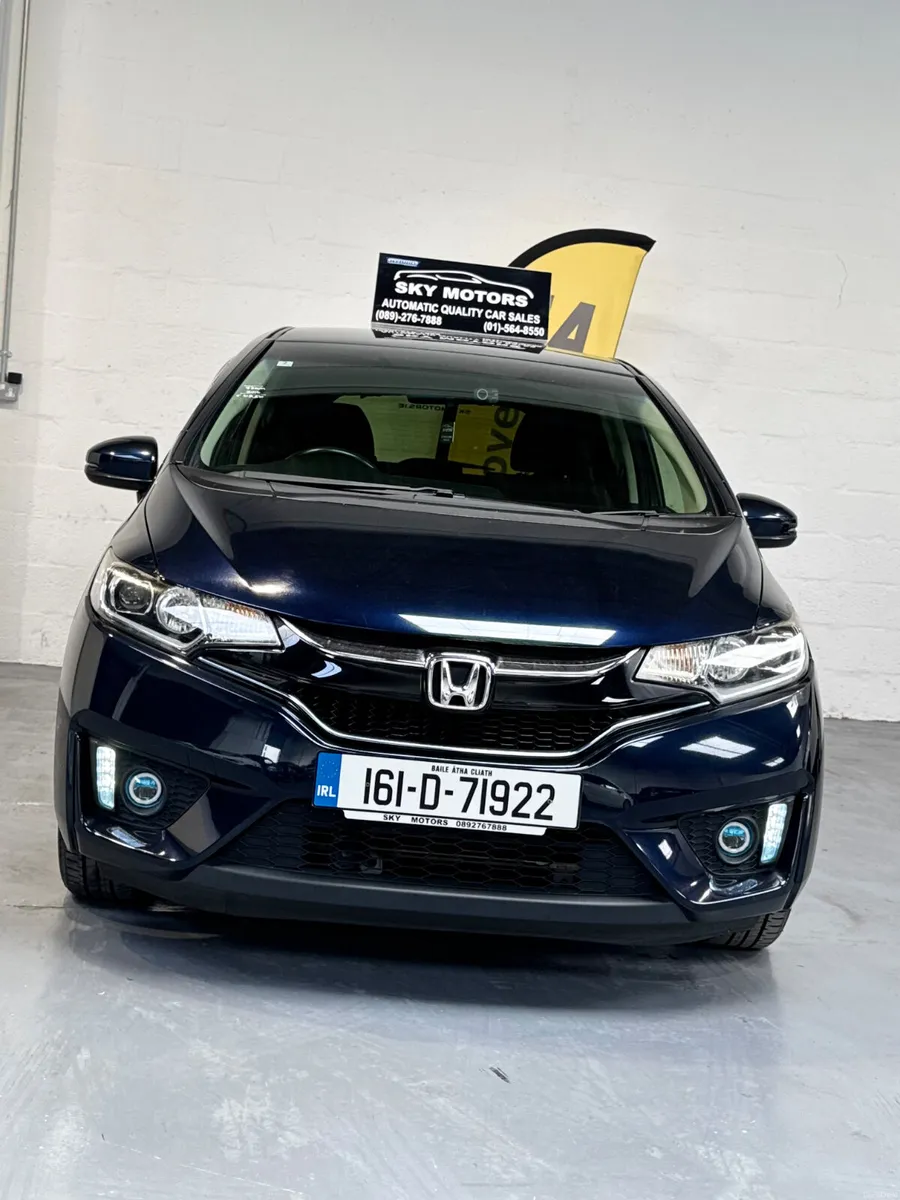 2016 Honda Fit 1.5 Hybrid Automatic,CarPlay - Image 2