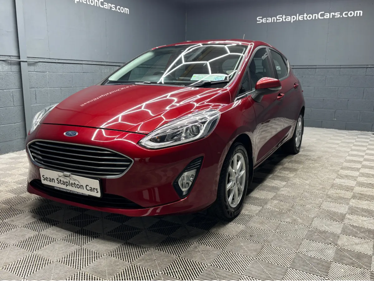 Ford Fiesta TITANIUM 1.5 TDCI 85PS 6 6SPEED 4 - Image 1