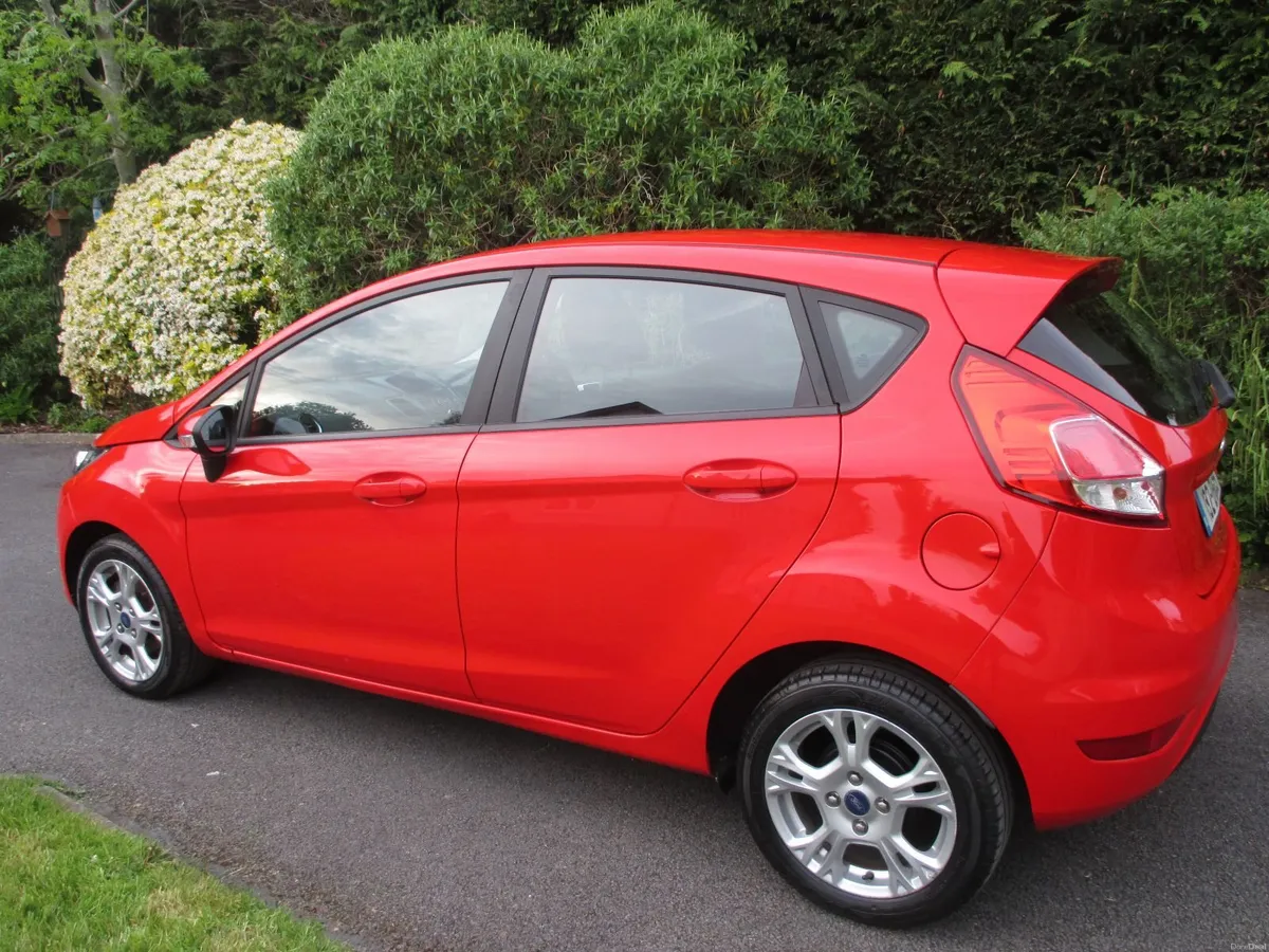 Ford Fiesta 2014 - Image 5