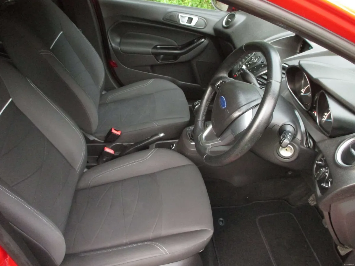Ford Fiesta 2014 - Image 6