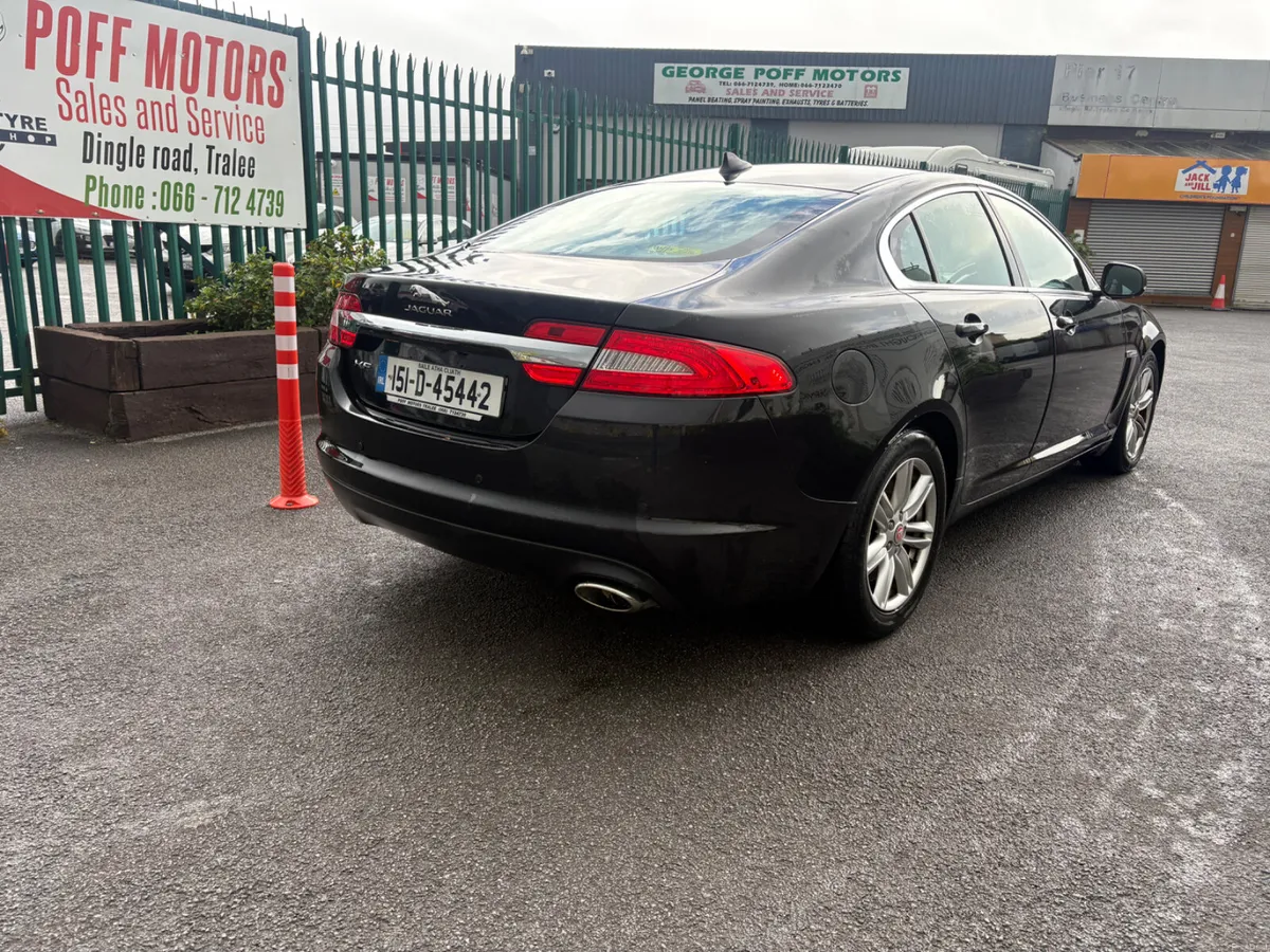Jaguar XF 2015 - Image 4