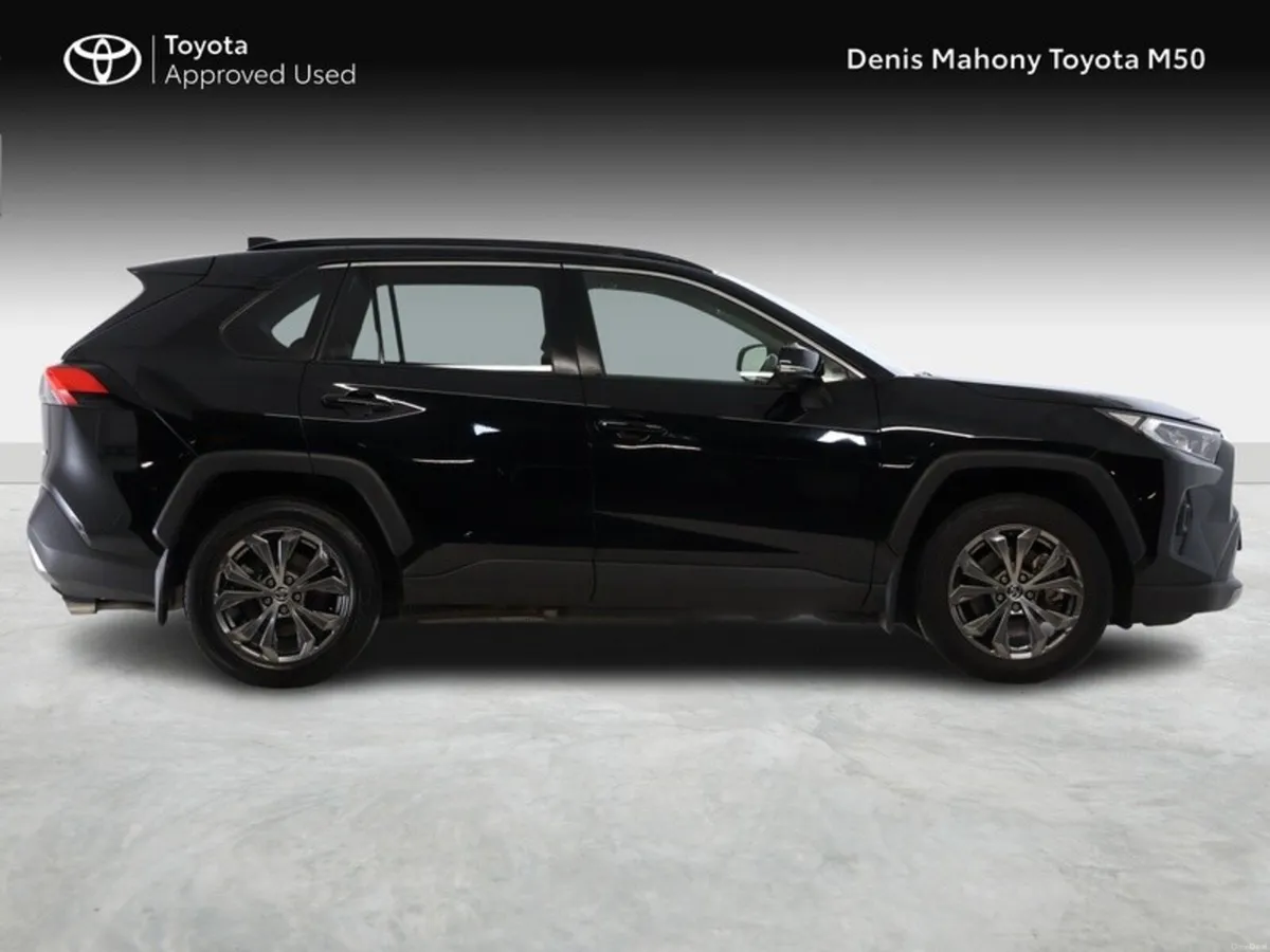 Toyota RAV4 Sol Hybrid - Image 3