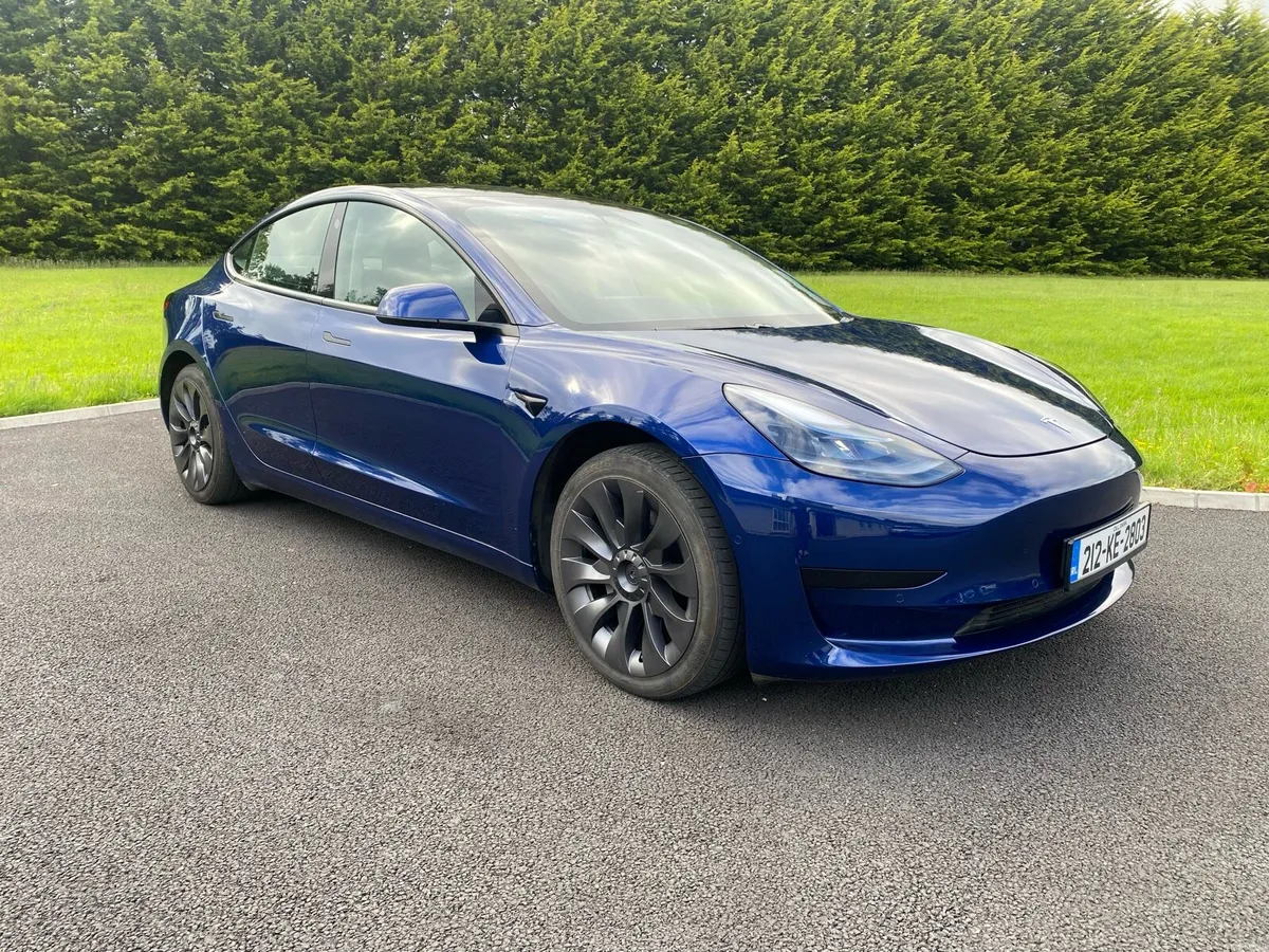 Tesla Model 3 , SR, LFP battery - Image 1