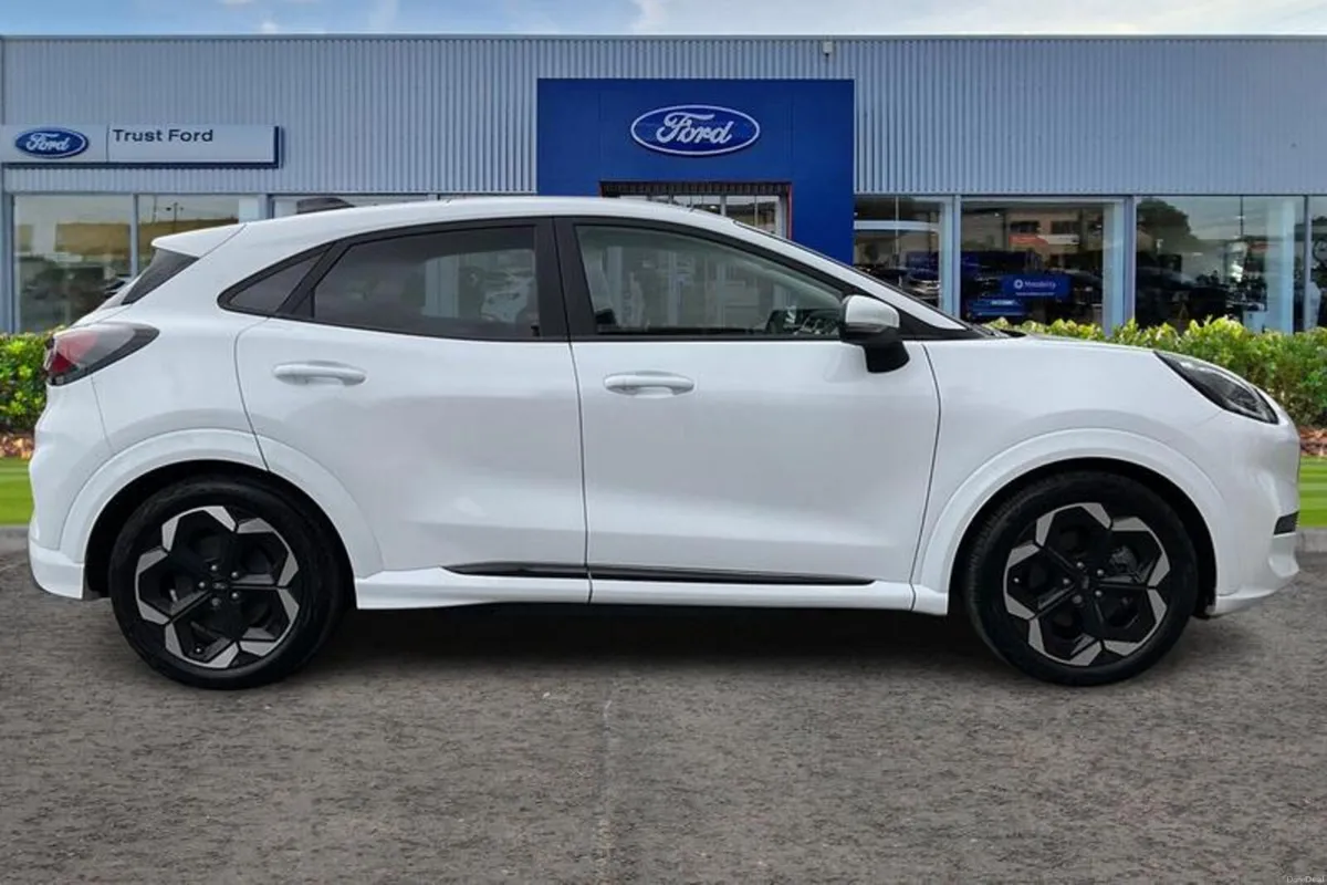 Ford Other Standard Range 43kWh Premium SUV 5dr El - Image 3