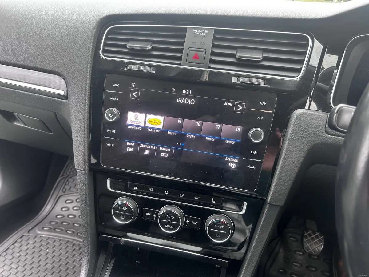 Volkswagen Golf 2020 - Image 2