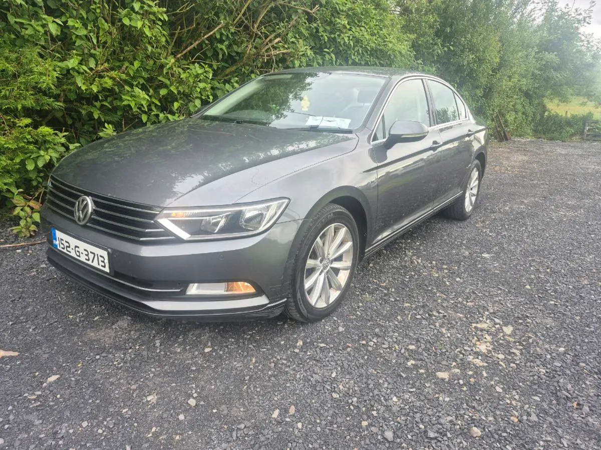 2015 volkswagen passat - Image 1