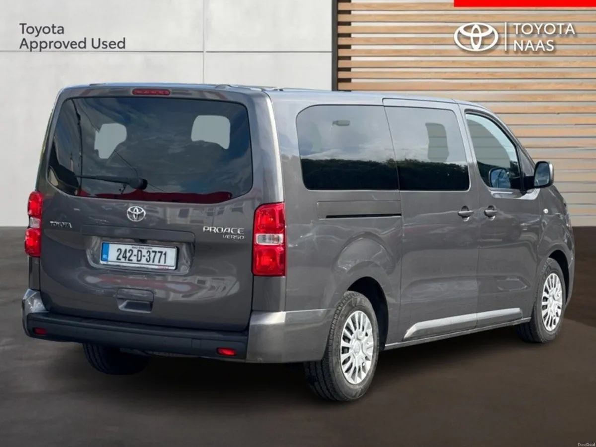 Toyota Proace PROACE VERSO SHUTTLE LWB - Image 2