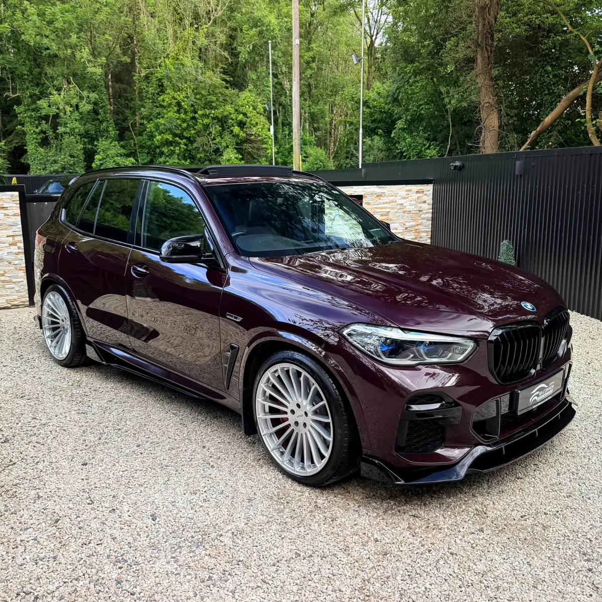 2022 (221) BMW X5 xDrive45e M Sport Pro *1 of 1* - Image 3
