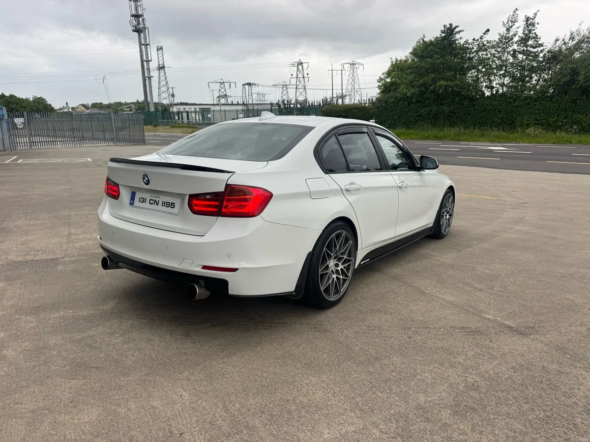 2013 bmw 320D F30 - Image 4