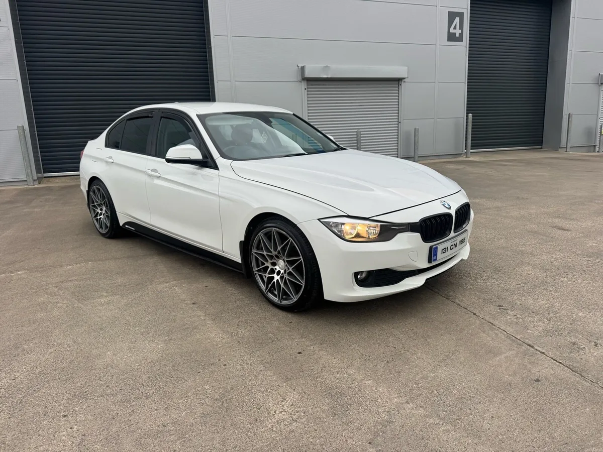 2013 bmw 320D F30 - Image 2