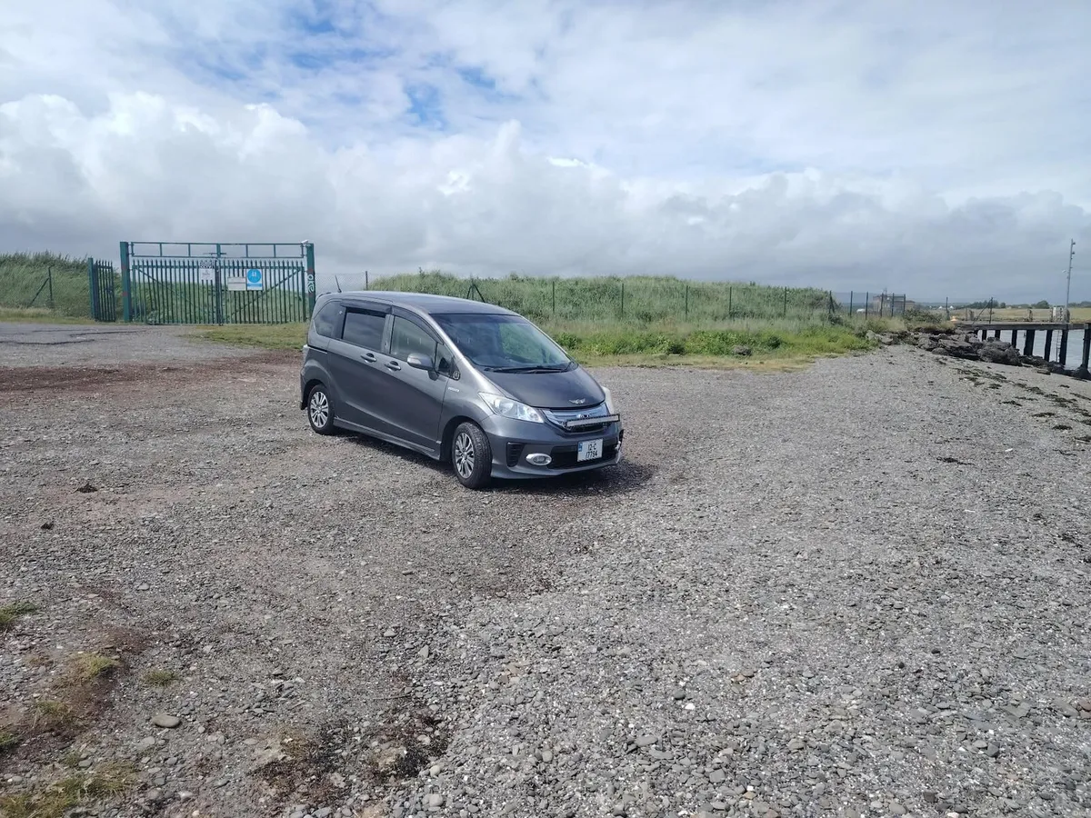 Honda Freed 2012 - Image 1