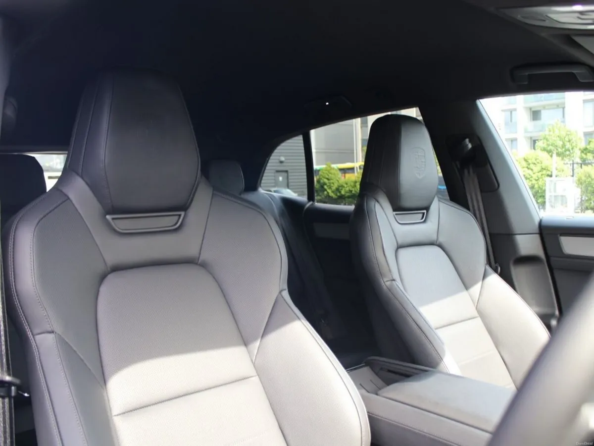 Porsche Cayenne S Electric (New Model) - Image 5