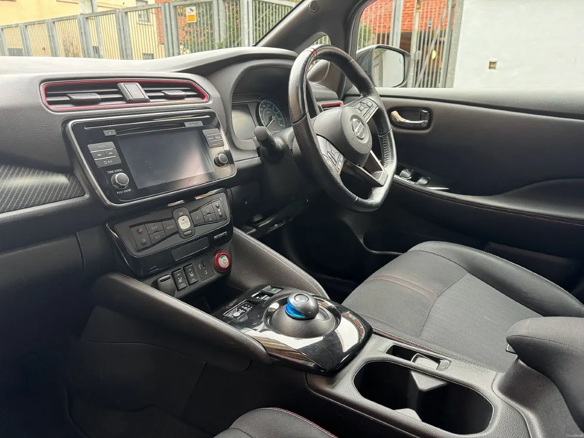 Nissan Leaf NISMO 40kWh ZE1 - Rare, 100% battery - Image 2