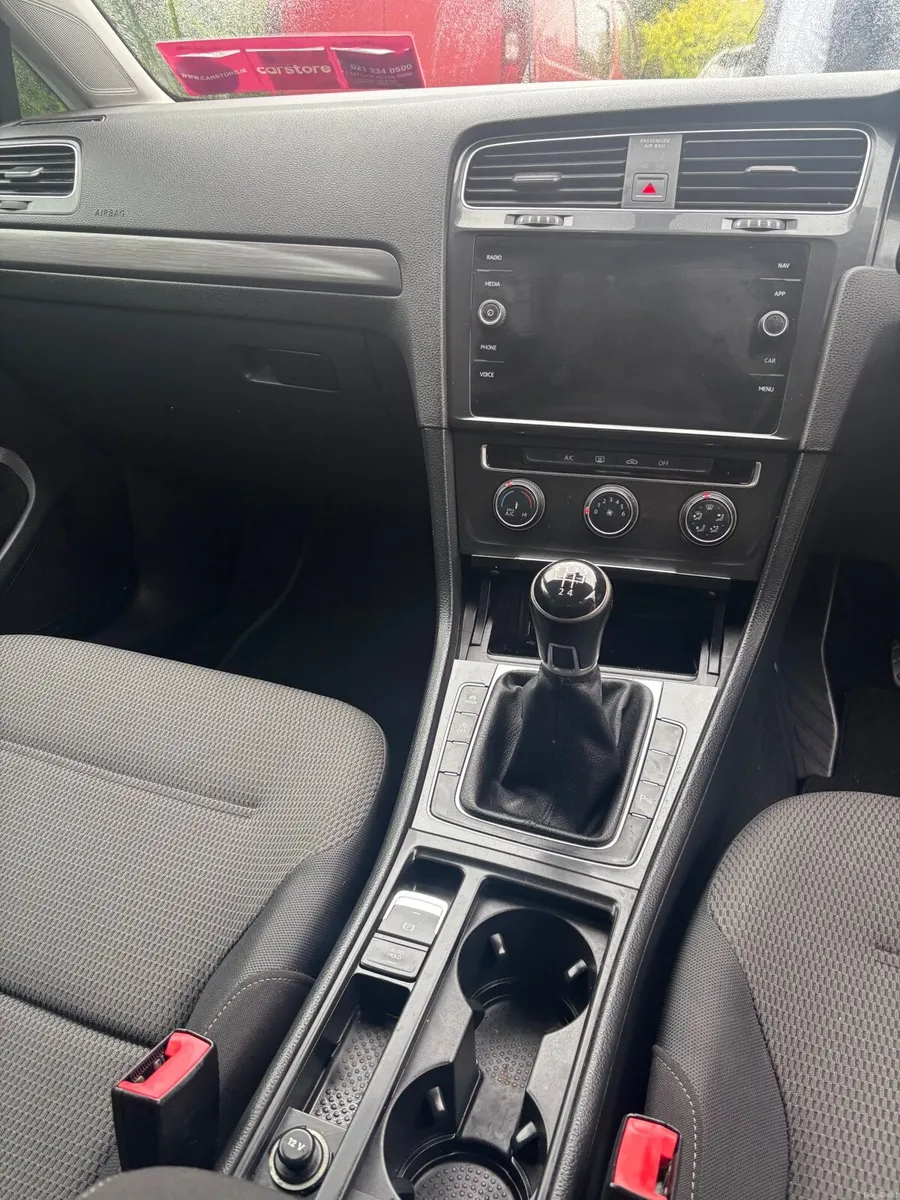2017 Volkswagen Golf TDI - Image 5