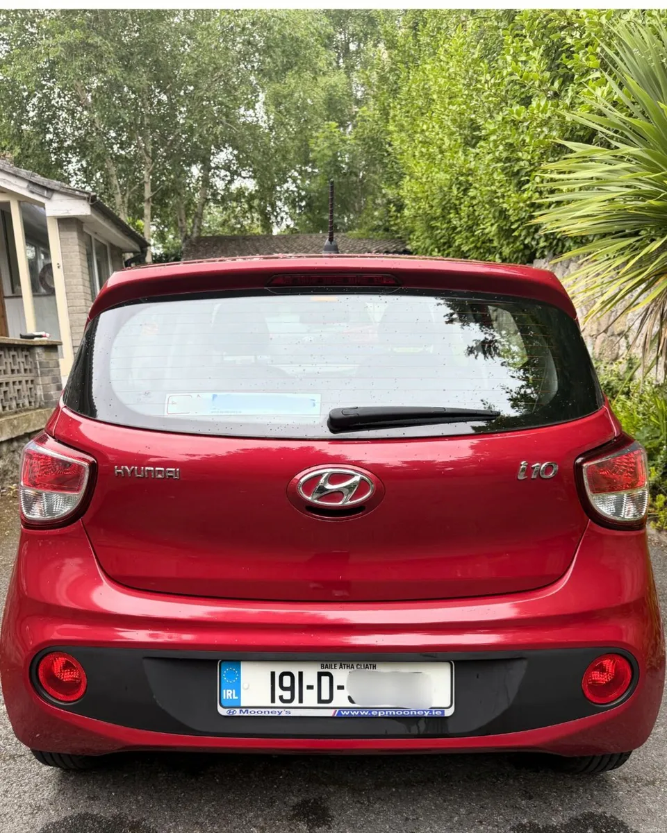 Hyundai i10 2019 - Low Mileage. Manual - Image 3