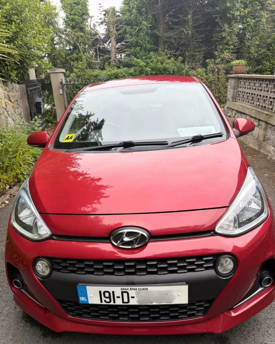 Hyundai i10 2019 - Low Mileage. Manual - Image 2