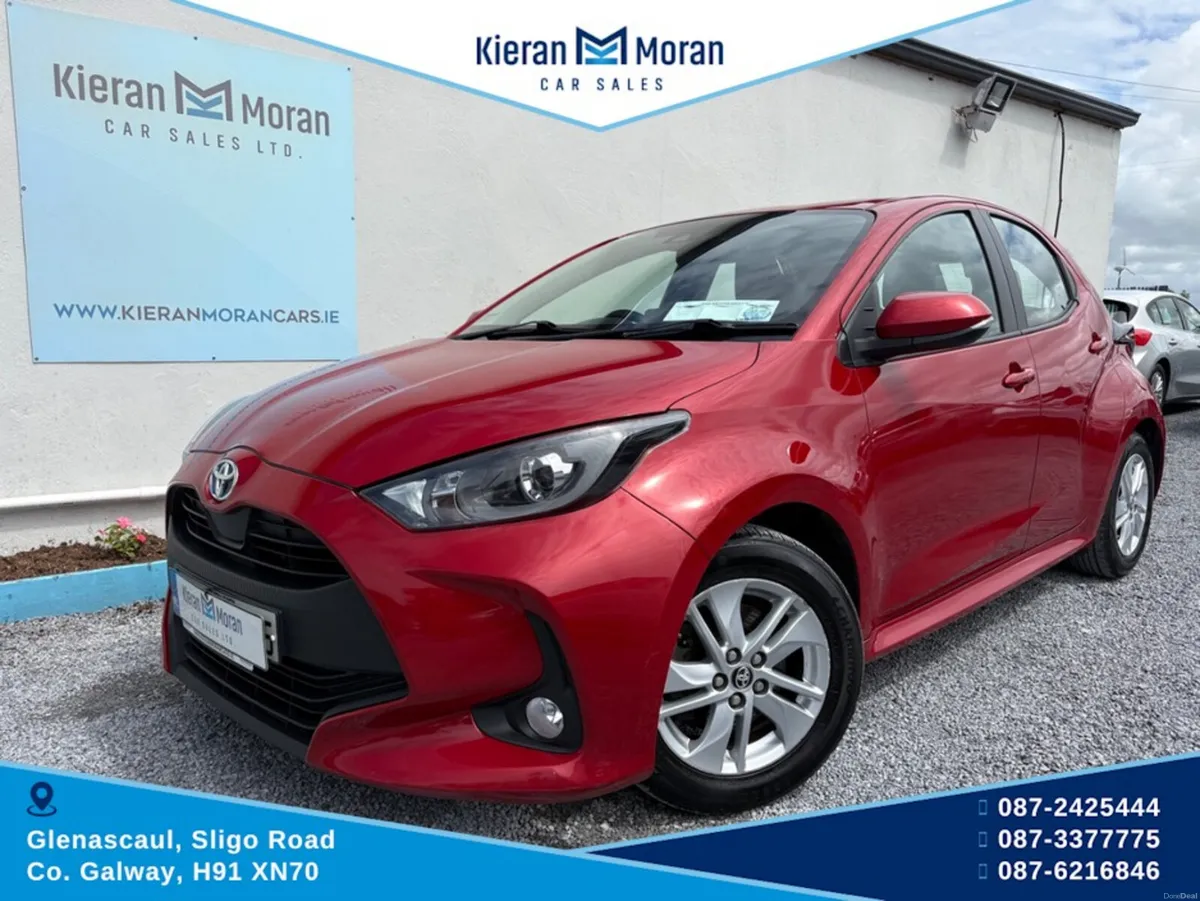 Toyota Yaris HYBRID LUNA AUTO 4DR - Image 1