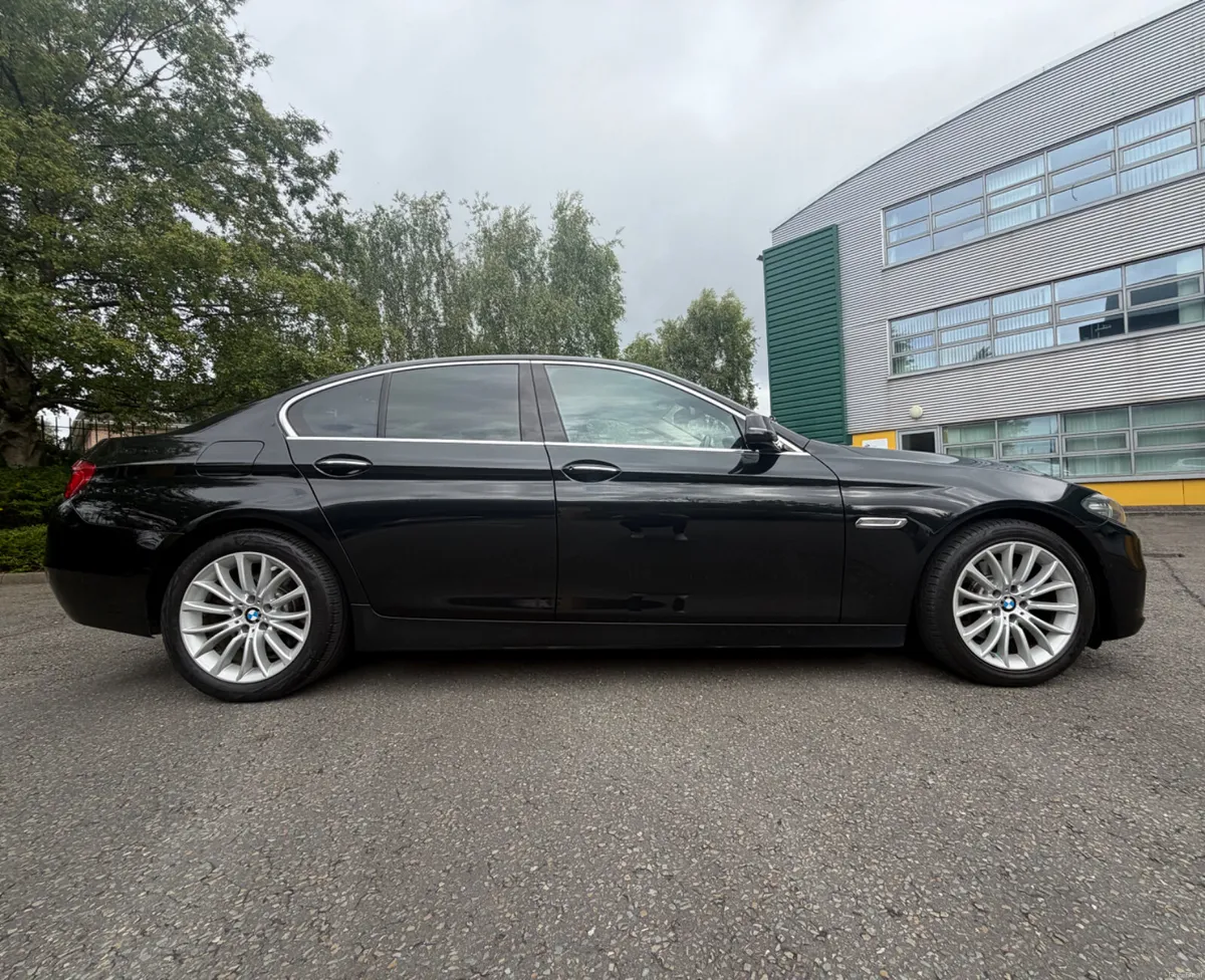 BMW 5-Series 2017 - Image 3