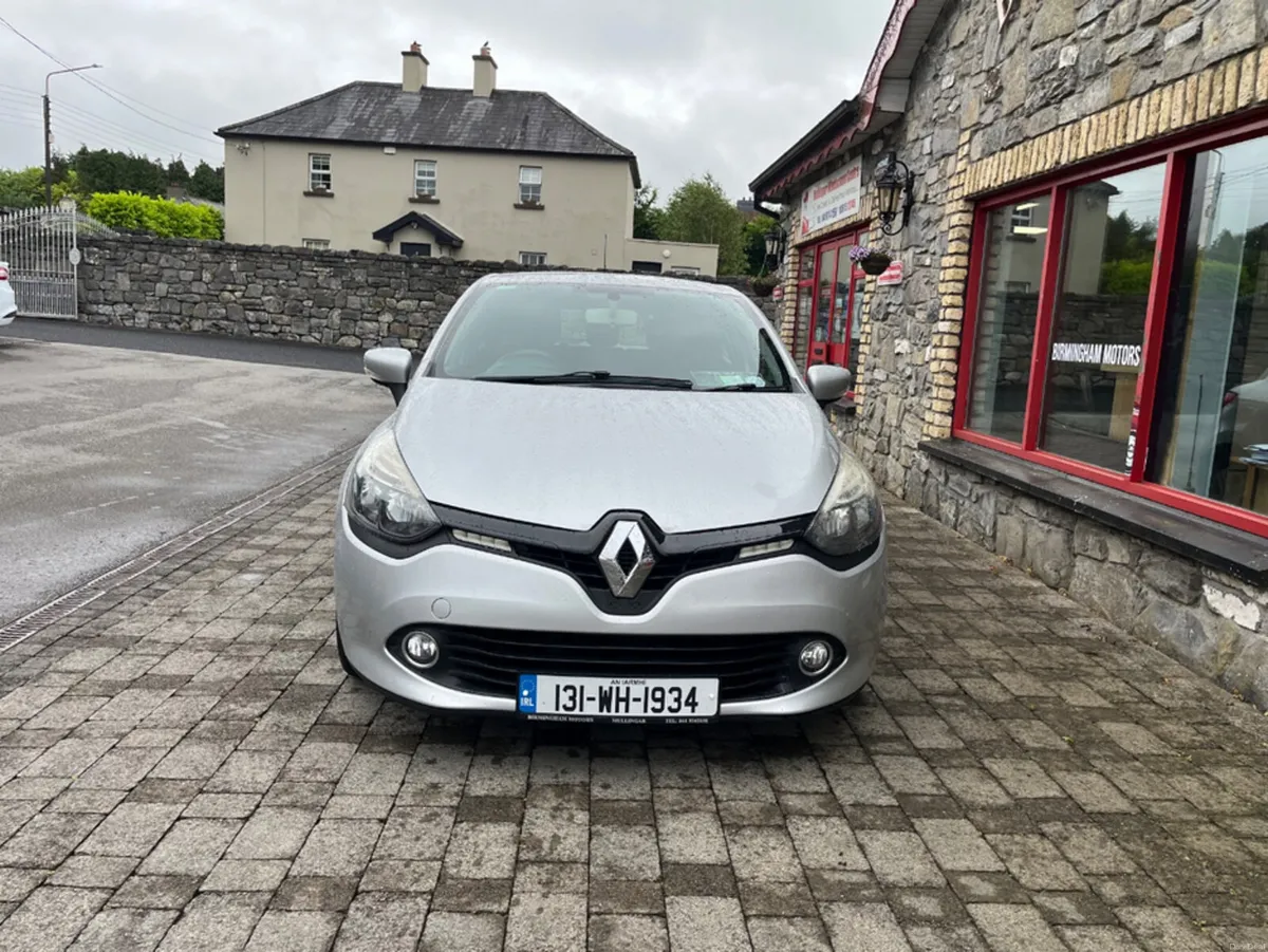 Renault Clio 1.2 EXPRESSION + 75BHP 5DR - Image 2