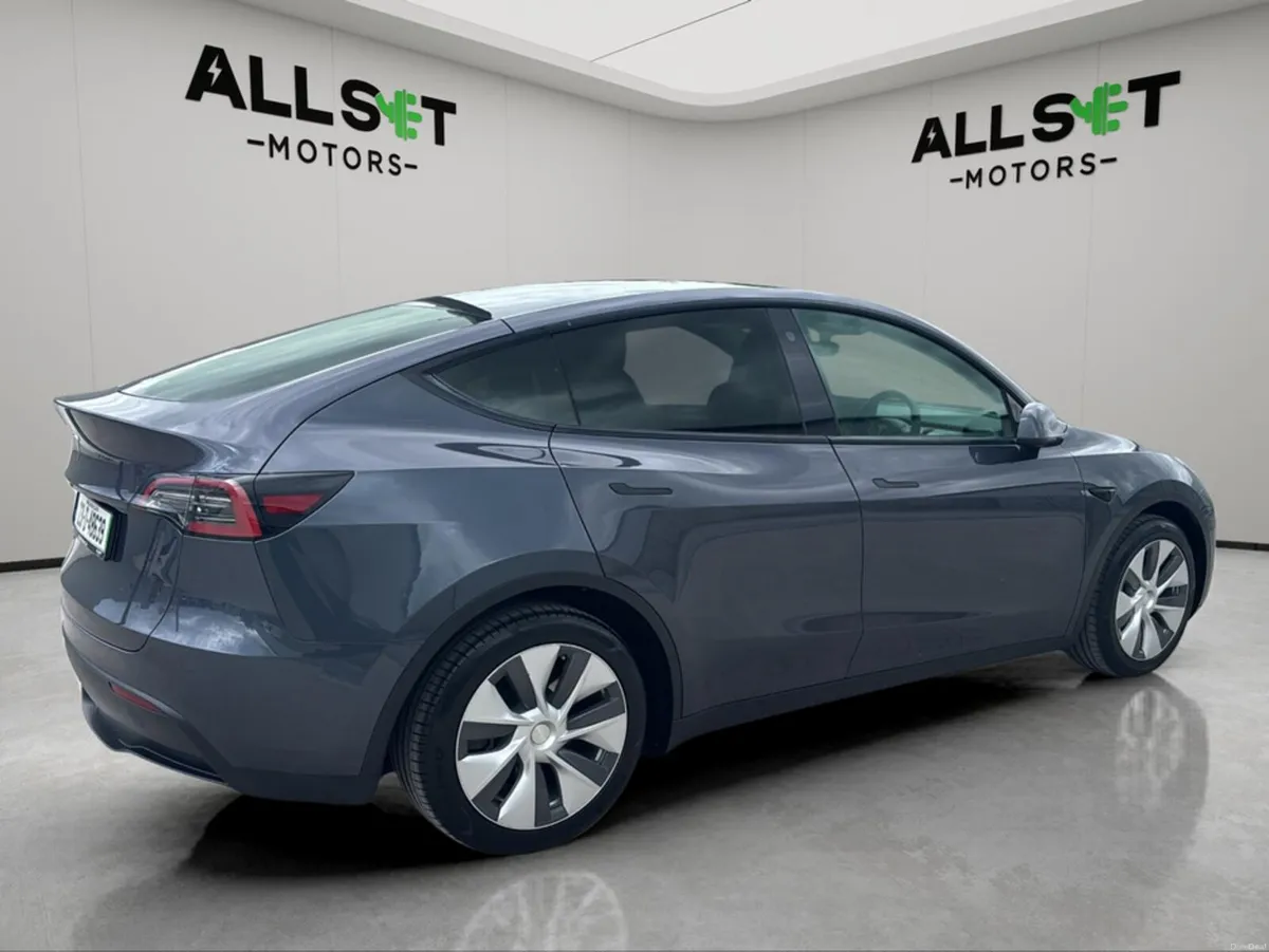 Tesla Model Y Y RWD BASE - Image 3