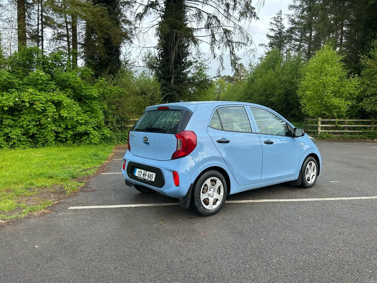 2017 Kia picanto 1.0 petrol - Image 4