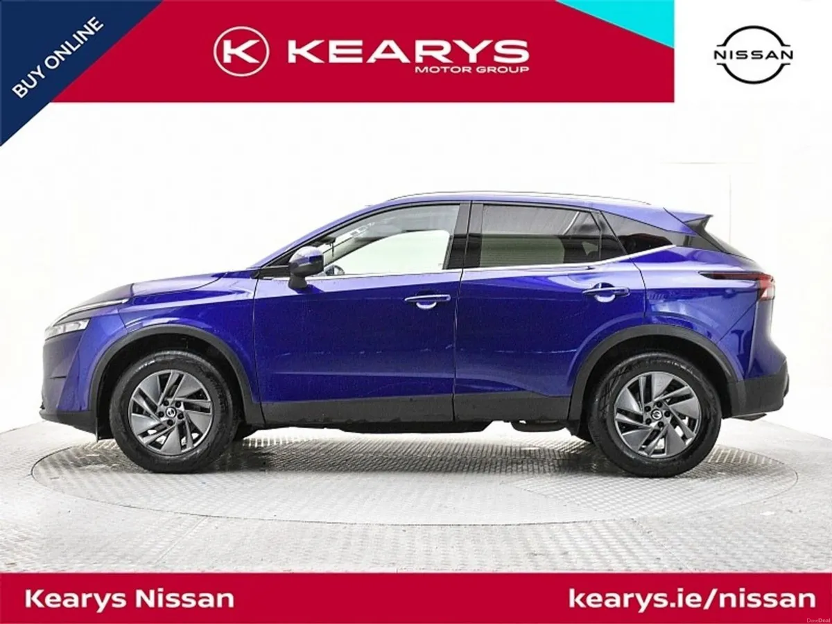 Nissan Qashqai 1.3 PET MILD HYBRID SV WITH GLASS R - Image 4