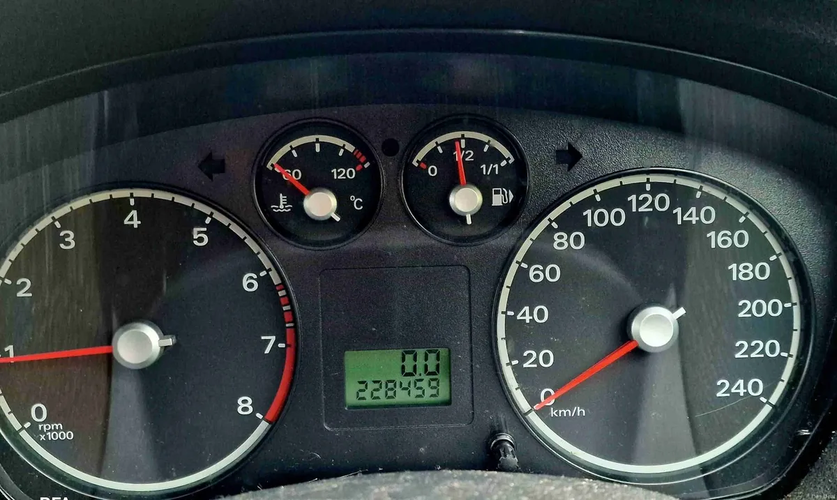 Ford Focus 2007 1.4 Petrol - Very Reliable Car - Image 5