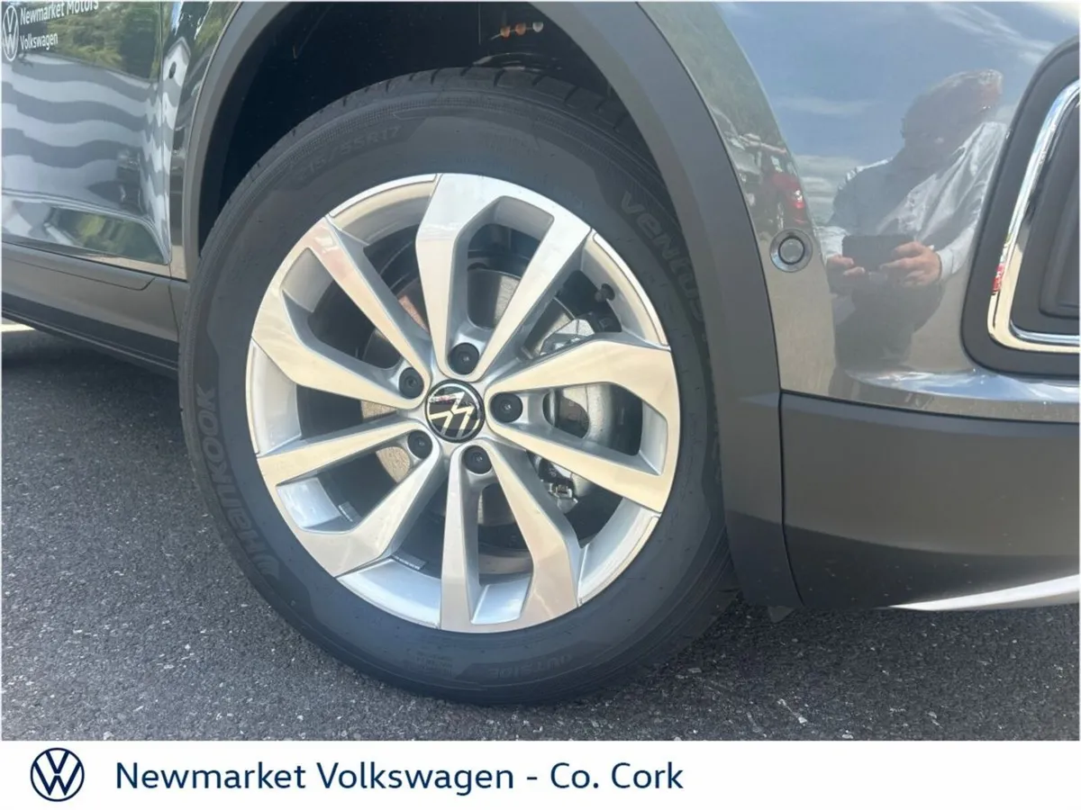 Volkswagen T-Roc EDITION 75 2.0TDI 6 SPEED 116BHP - Image 3