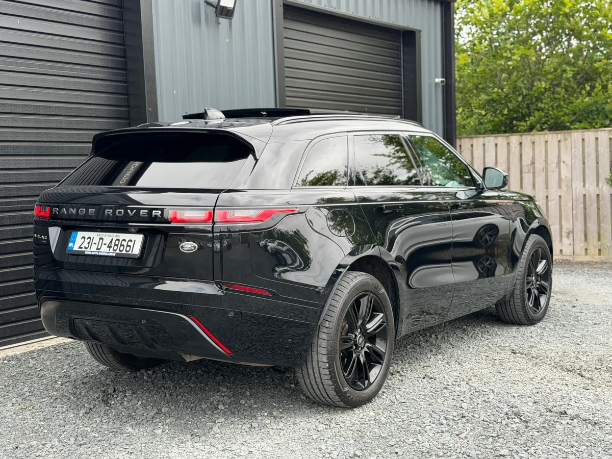 231 Land Rover Range Rover Velar Dynamic - Image 4