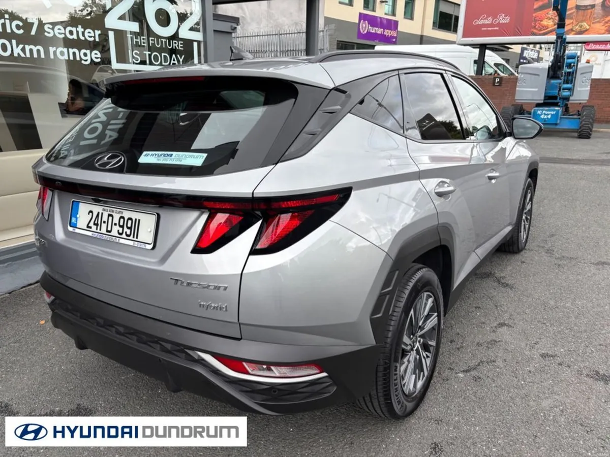 Hyundai Tucson Exeecutive HEV 5DR Auto - Image 4