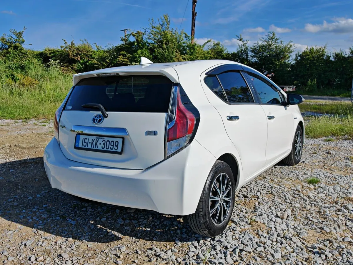 Toyota Aqua 2015 - Image 4