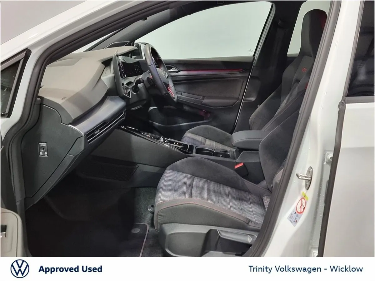 Volkswagen Golf  ** GTI ** NEW MODEL ** 265 BHP DS - Image 4