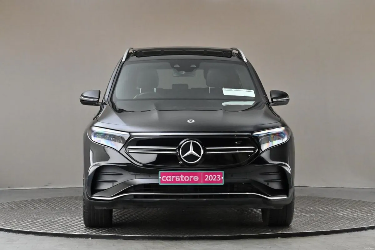 Mercedes-Benz EQB 300 AMG LINE PREMIUM 4MATIC 7SEA - Image 2