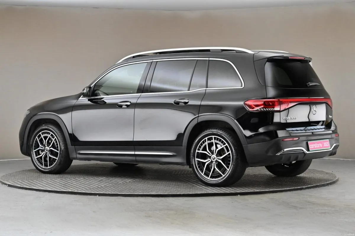 Mercedes-Benz EQB 300 AMG LINE PREMIUM 4MATIC 7SEA - Image 6