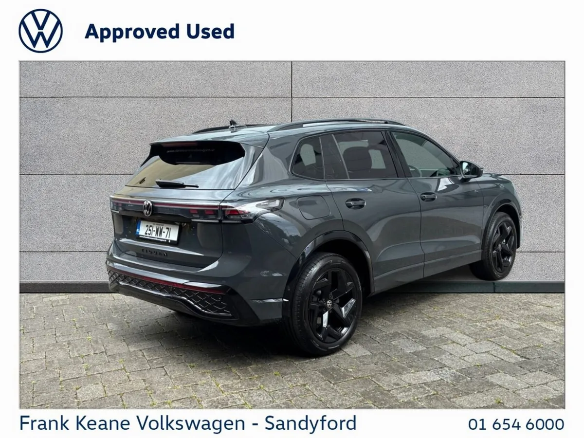 Volkswagen Tiguan **Leather Pack***R-LINE* 1.5 PHE - Image 3