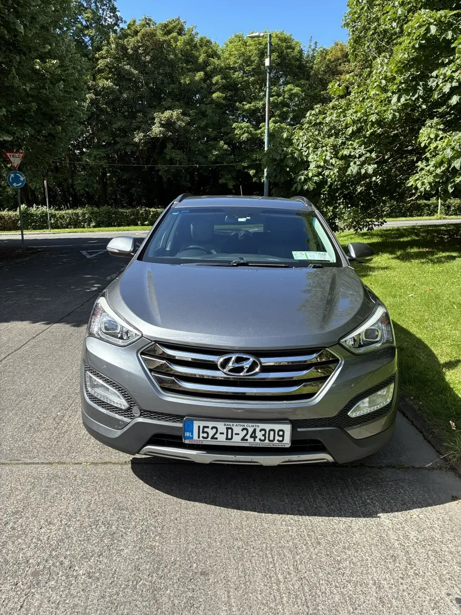 Hyundai Santa Fe 2015 - Image 1