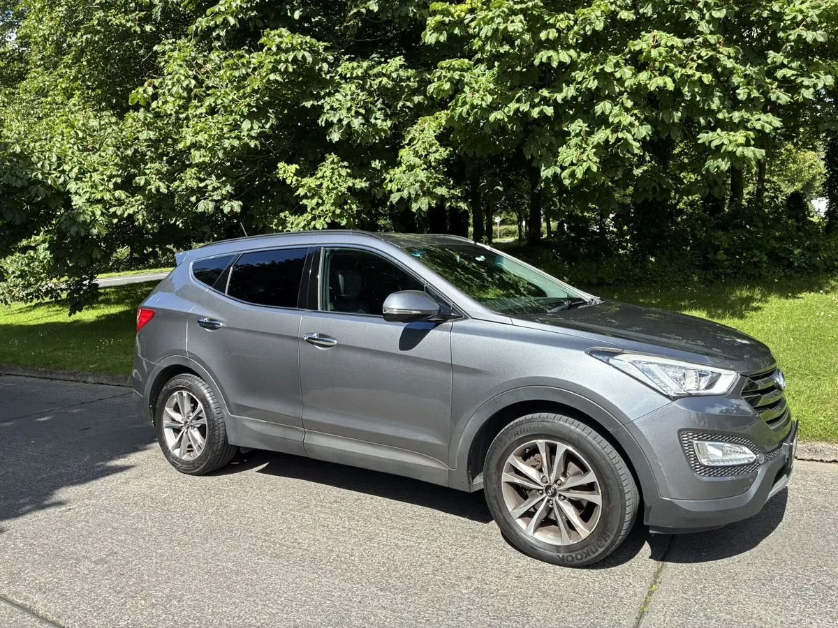 Hyundai Santa Fe 2015 - Image 4