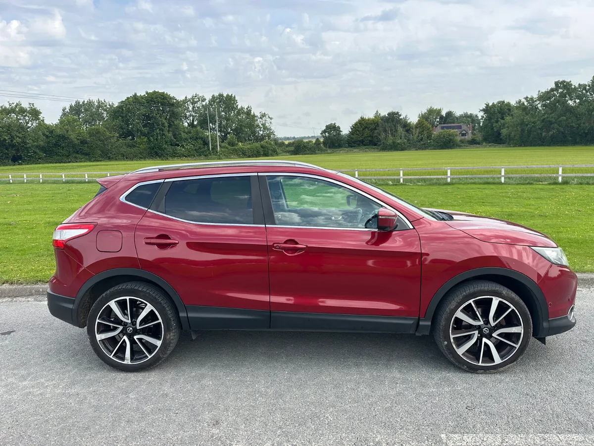 Nissan Qashqai 2015 NCT 11/26 - Image 3