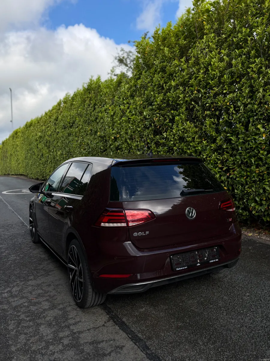 2017 VOLKSWAGEN GOLF 1.6 TDI - Image 5