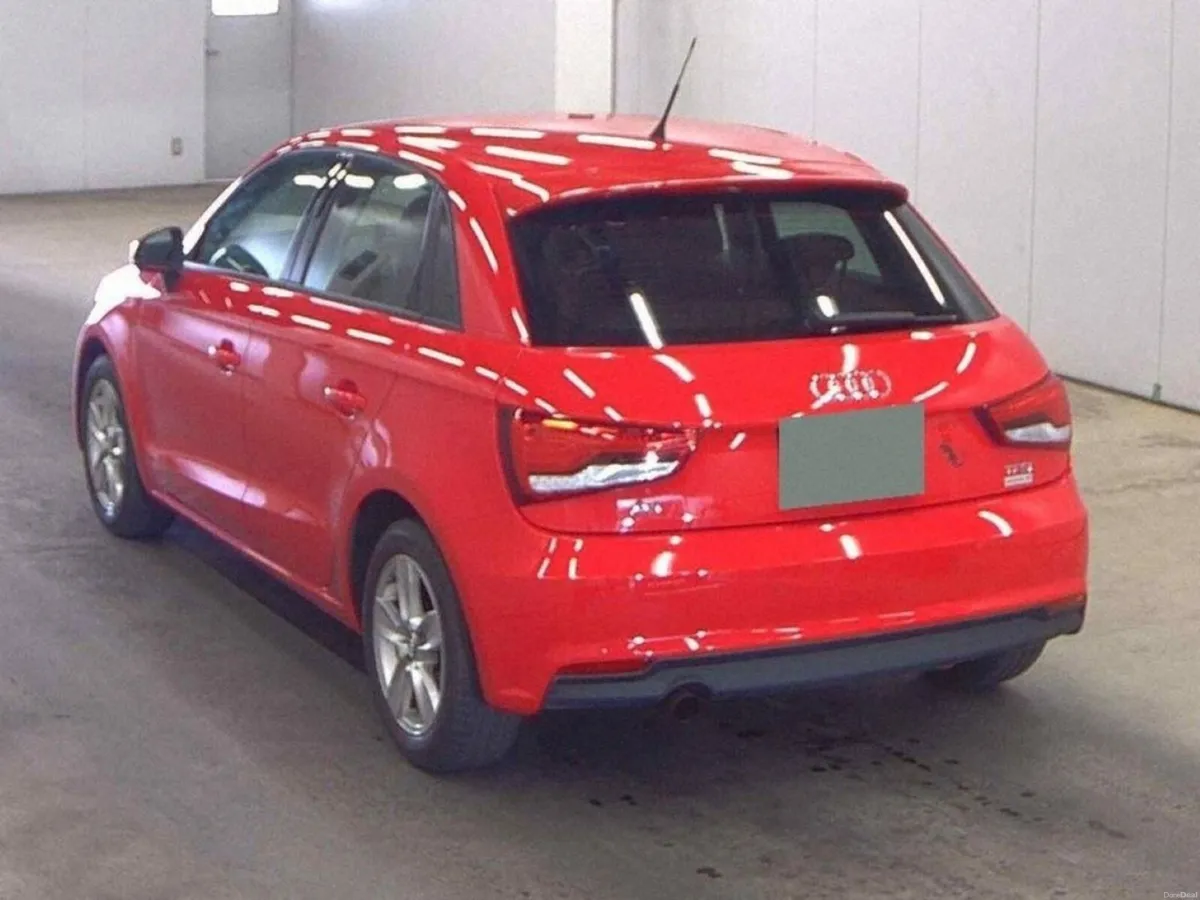 Audi A1 1.0 TFSI AUTOMATIC - FACTORY ALLOYS - FLAT - Image 2