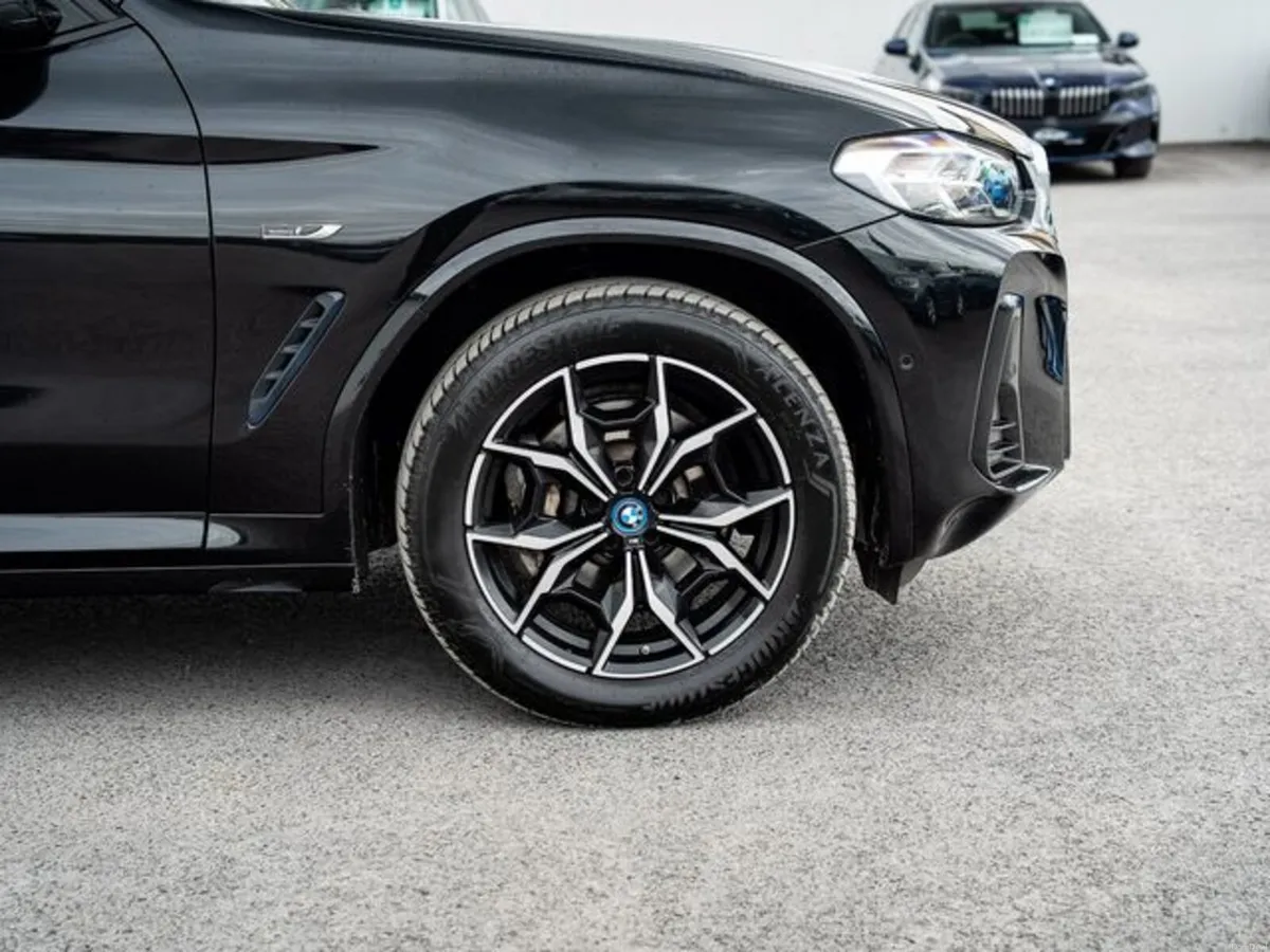 BMW X3 XDRIVE30E M SPORT - Image 3