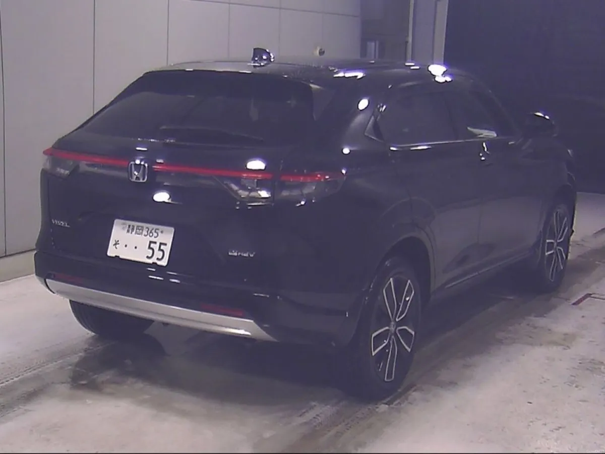 Honda Vezel 1.5 HYBRID AUTOMATIC - NEW MODEL - BLA - Image 2