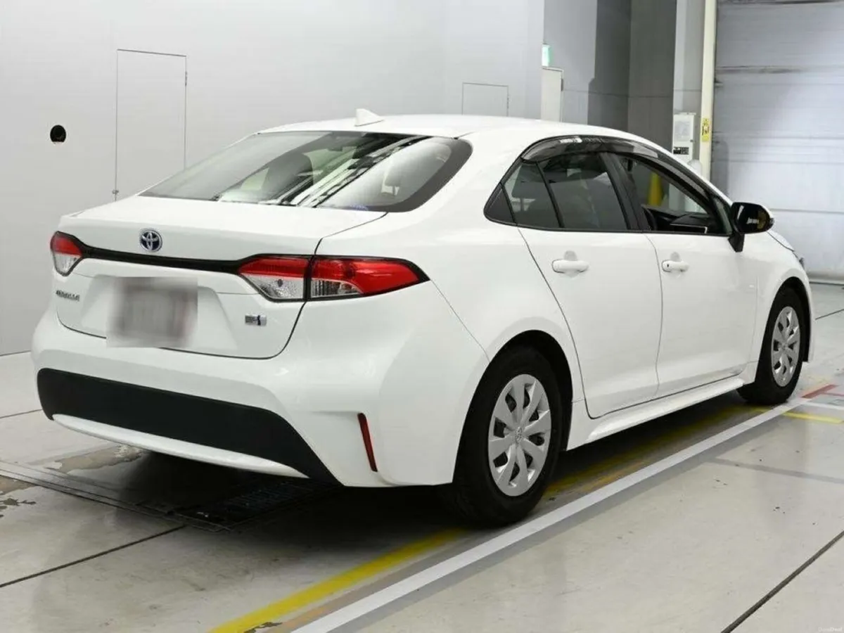 Toyota Corolla 1.8 HYBRID AUTOMATIC - CRUISE CONTR - Image 2