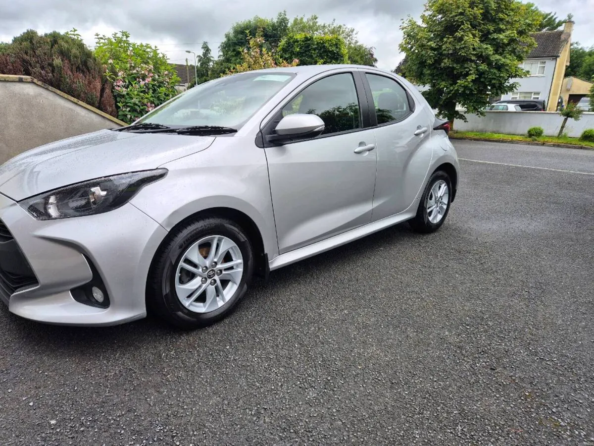 2021 (211) Toyota Yaris Luna 1.0l petrol manual - Image 3