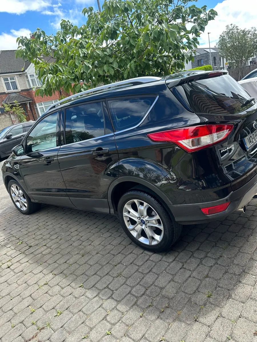 Ford Kuga 4WD low miles and well maintained - Image 2