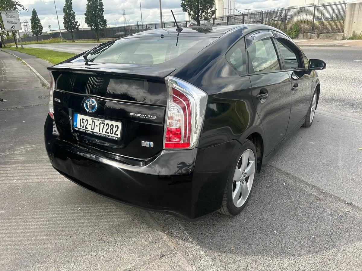 2015 Prius - Image 3