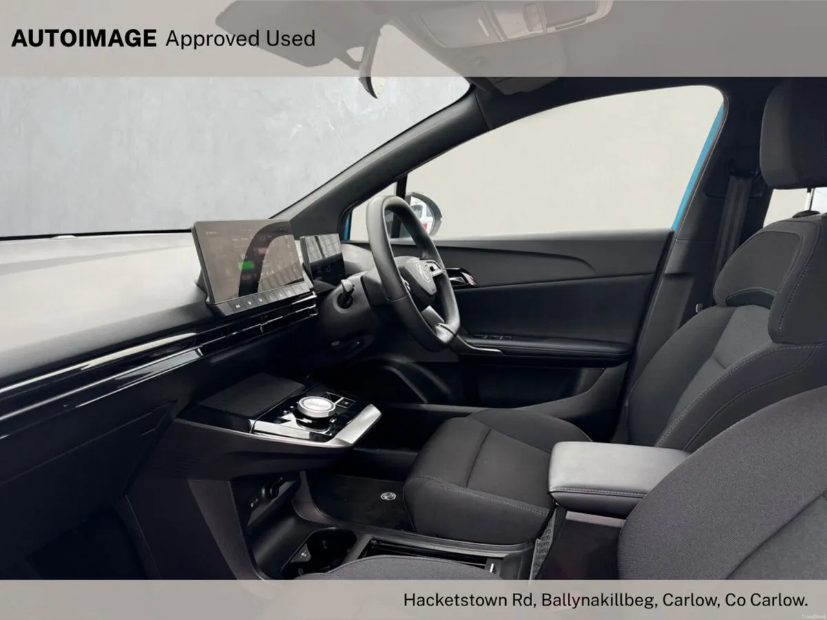 MG MG4 MG4 LR Excite (Range 300-440Kms) - Image 4
