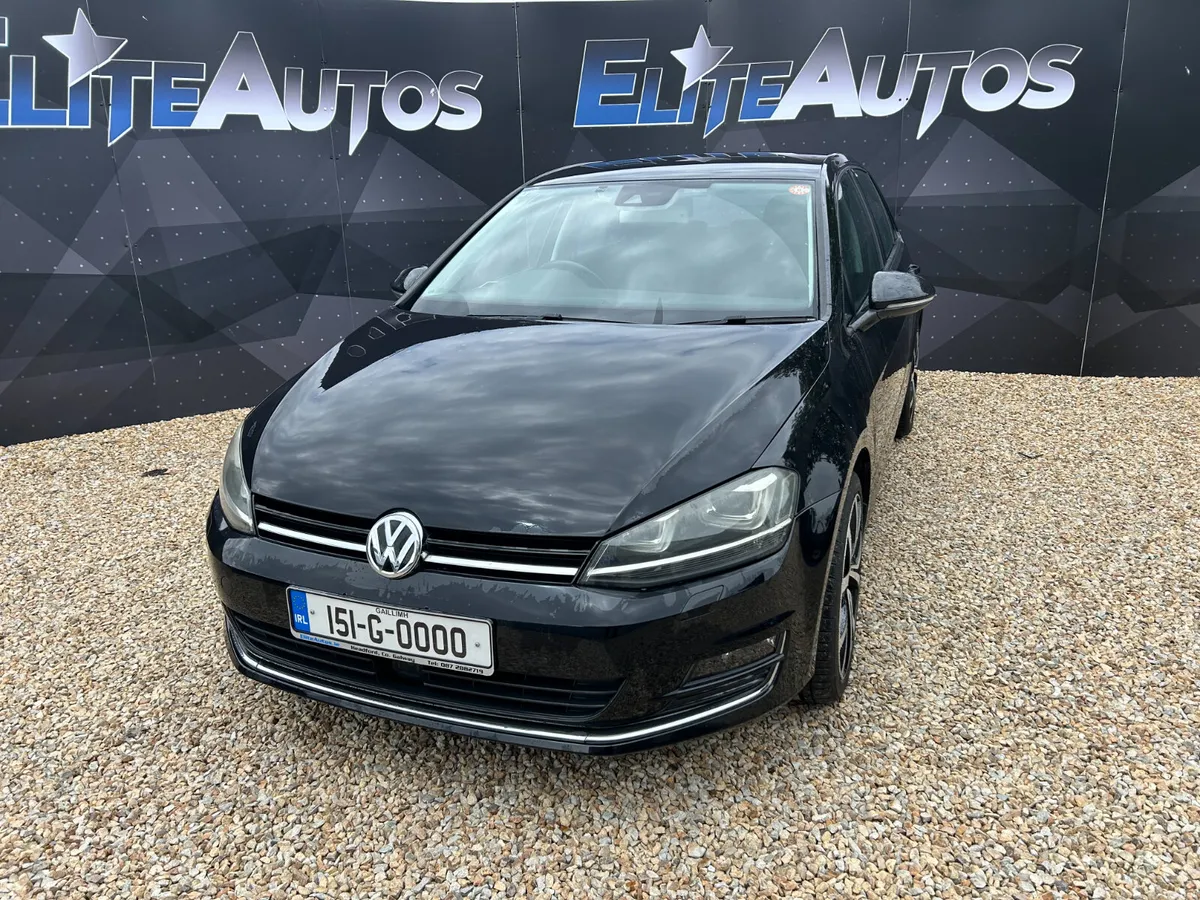 2015 Volkswagen Golf Highline Black - Image 2