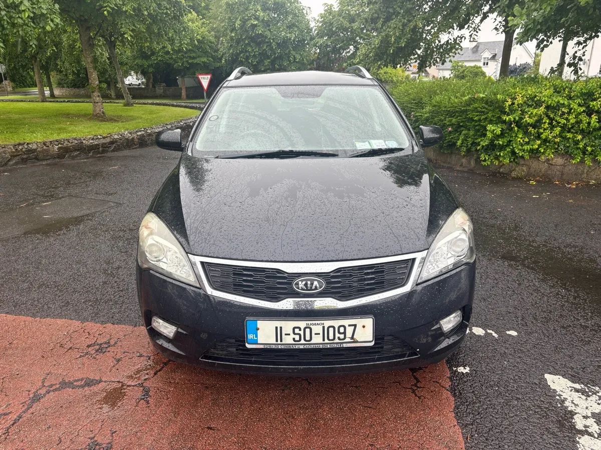 2011 Kia Ceed 1.6. Diesel Estate - Image 2
